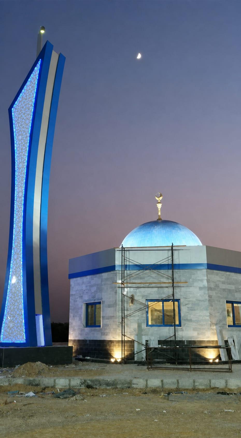 إضاءة قبة مبنى